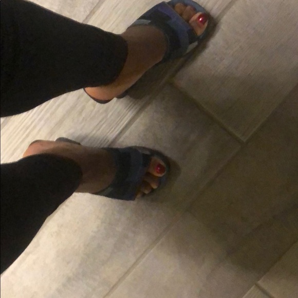 Steve Madden Denim Suede Shoes - Picture 2 of 5